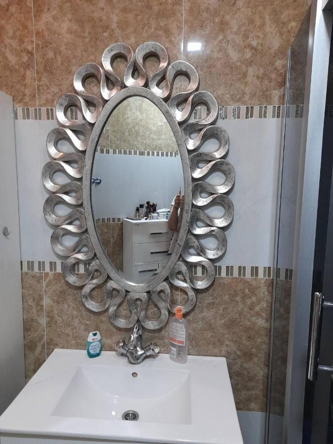 Guest House Maja Novi Sad Buitenkant foto