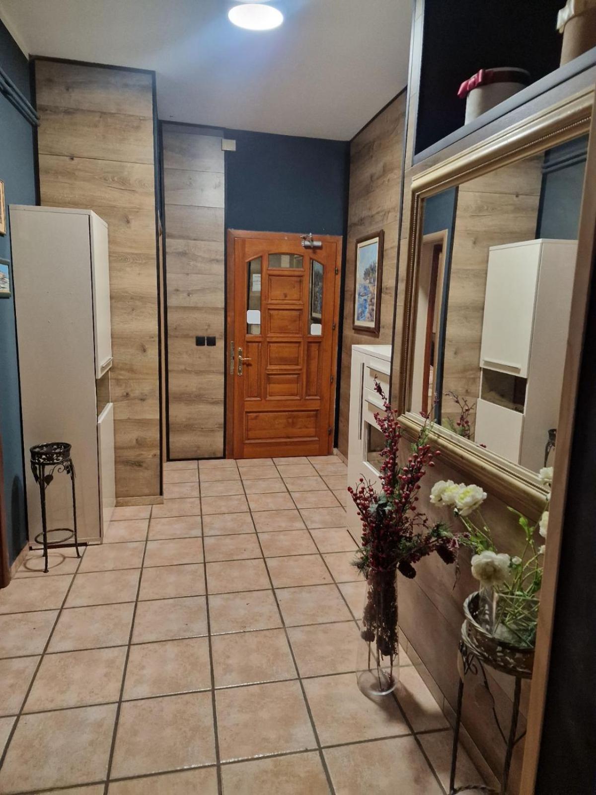 Guest House Maja Novi Sad Buitenkant foto