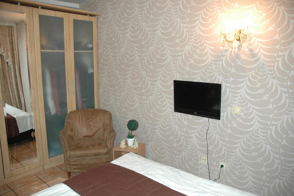 Guest House Maja Novi Sad Kamer foto